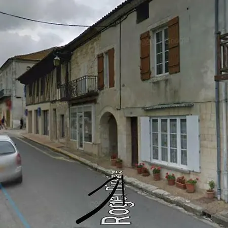 Апартаменты Le Careyrou Villereal